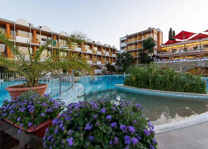 несебър бийч 4* サニービーチ