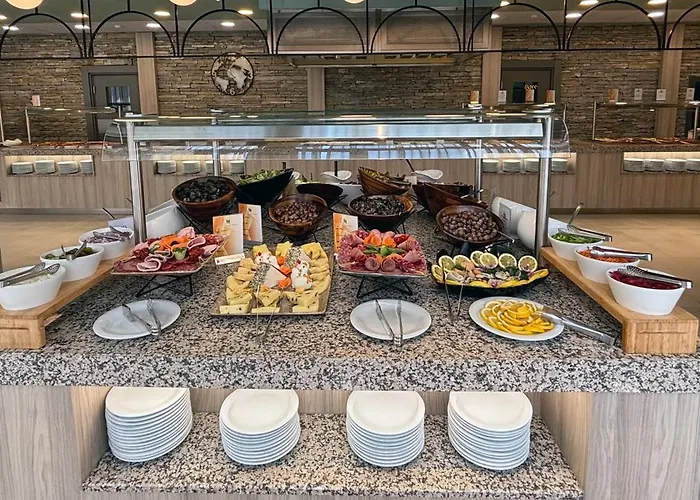 ホテル несебър бийч 4*