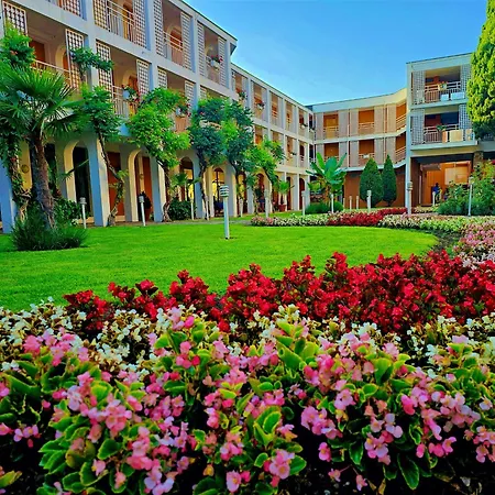 несебър бийч Hotel 4*