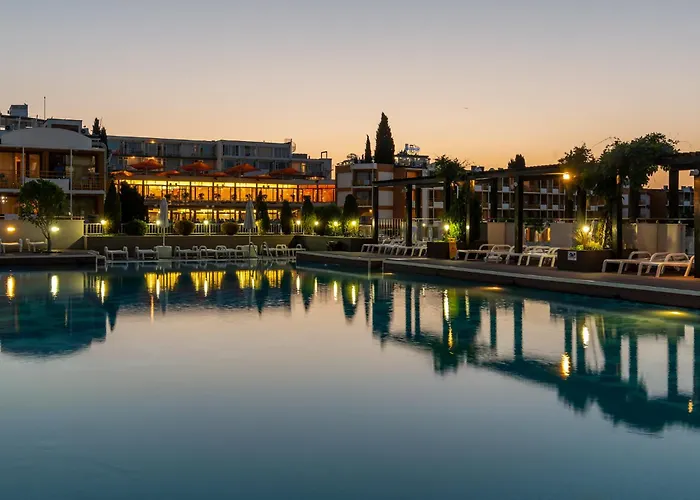 несебър бийч Hotel 4*